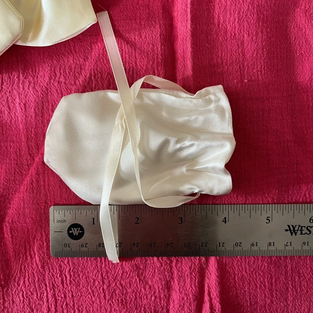 15 Elegant Cream Satin Gift Bags and tulle squares